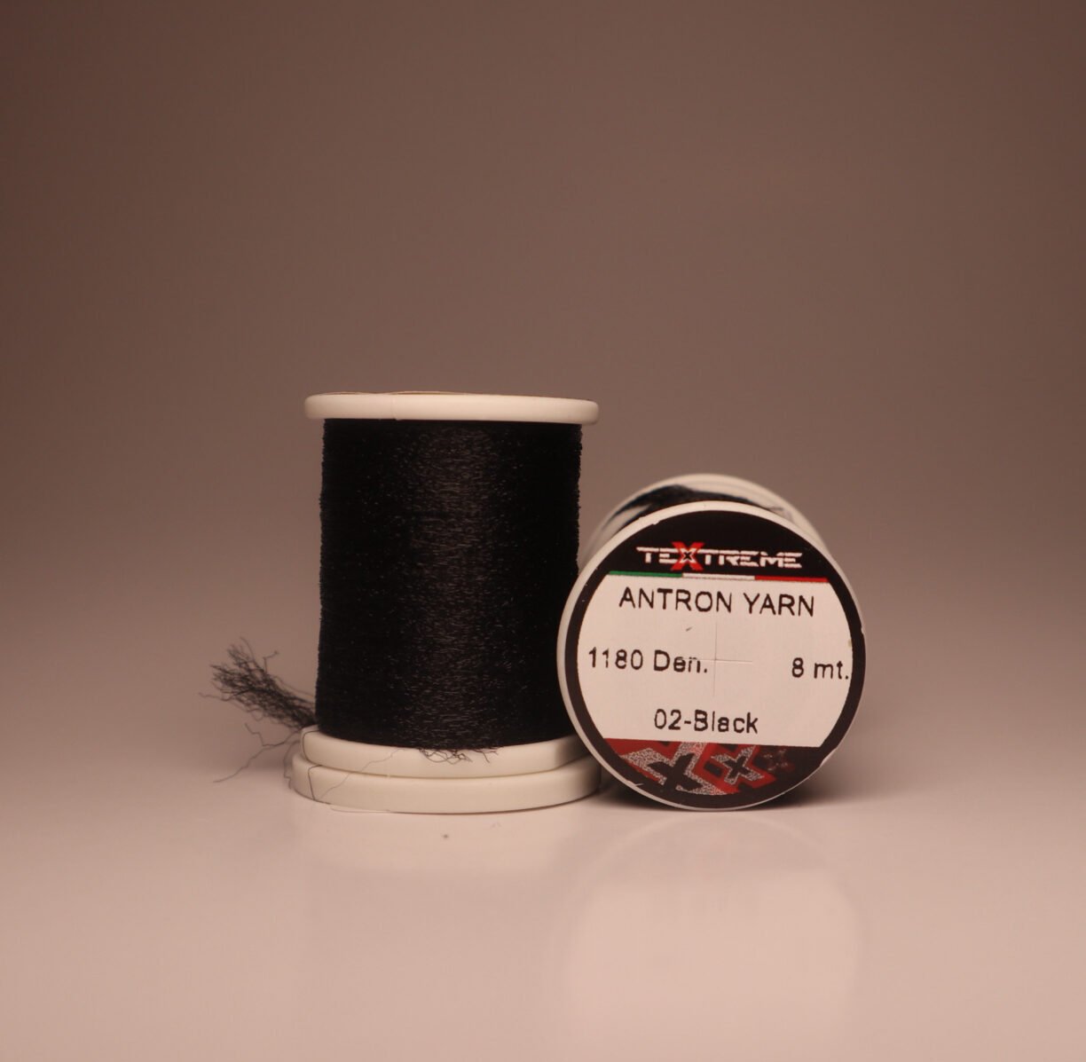 ANTRON YARN BLACK ANTRON YARN - Image 1